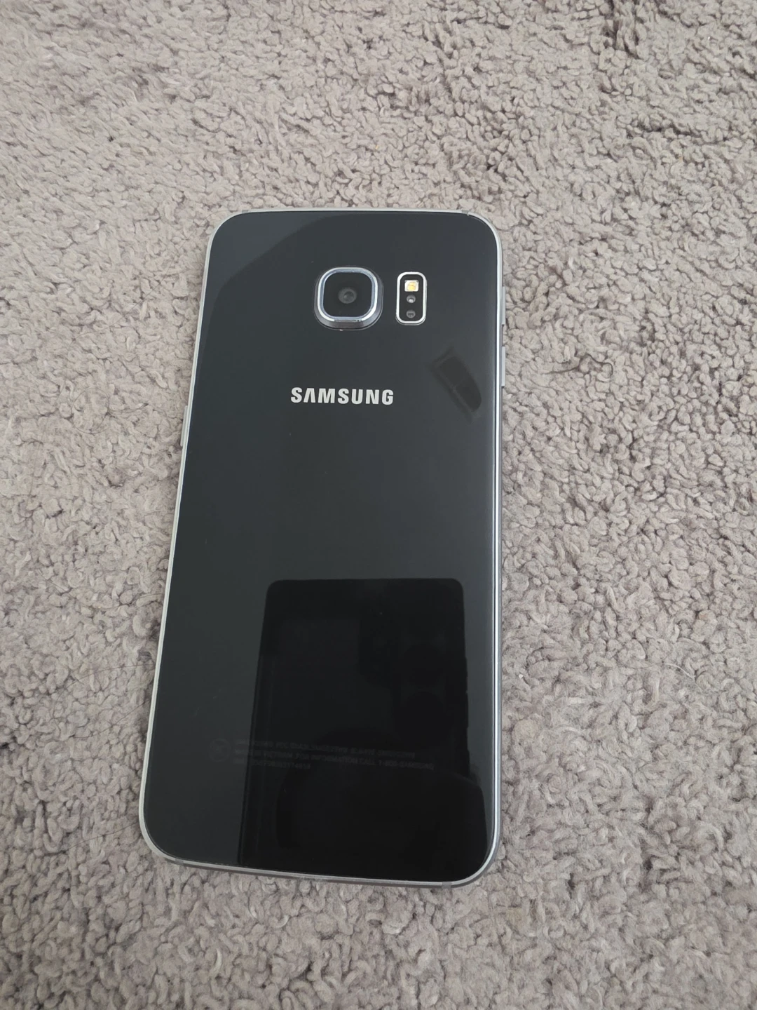 Samsung Galaxy S6 Edge - photo 2