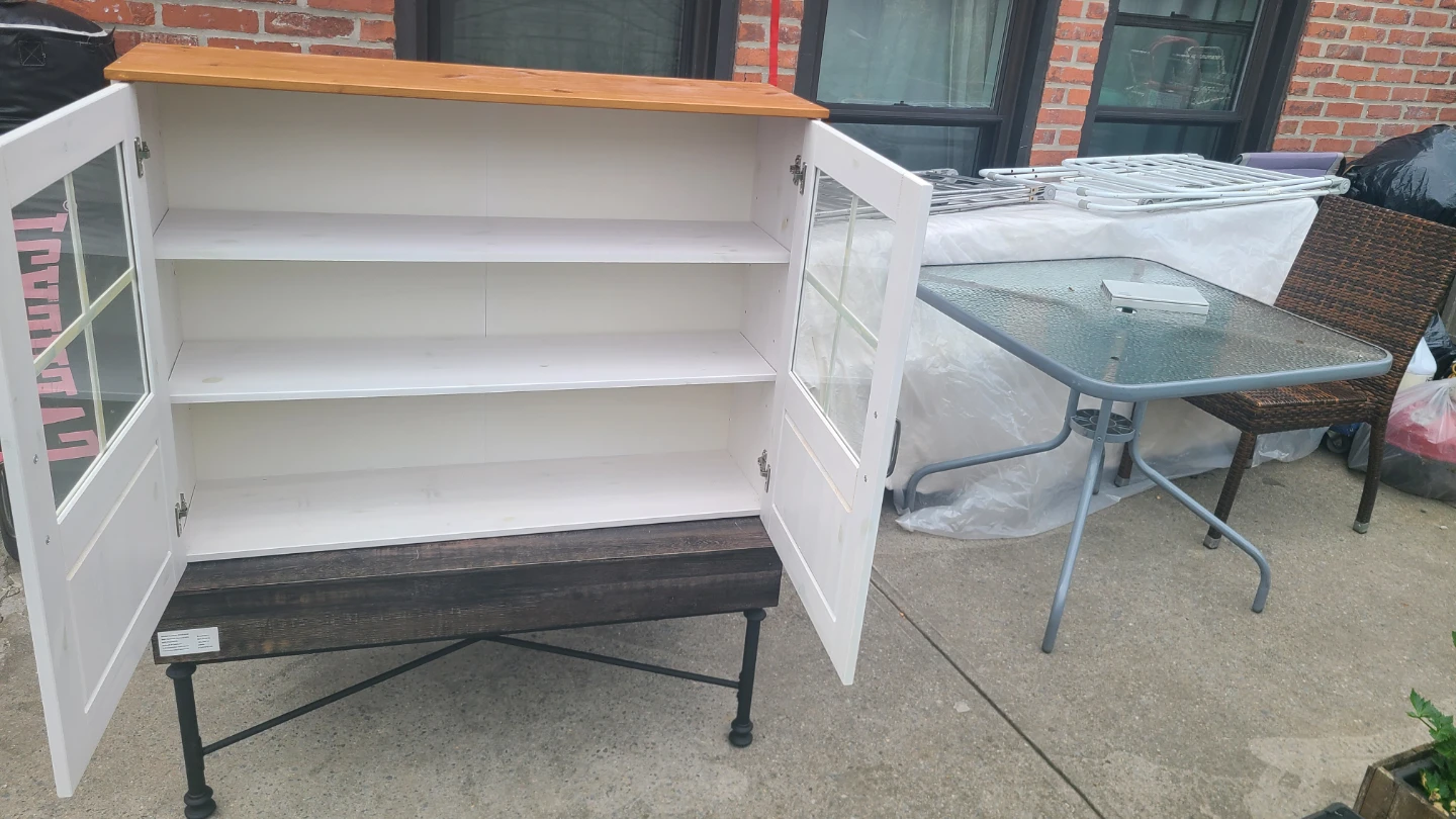 White Two-Door Display Cabinet with Wooden Top - photo 4