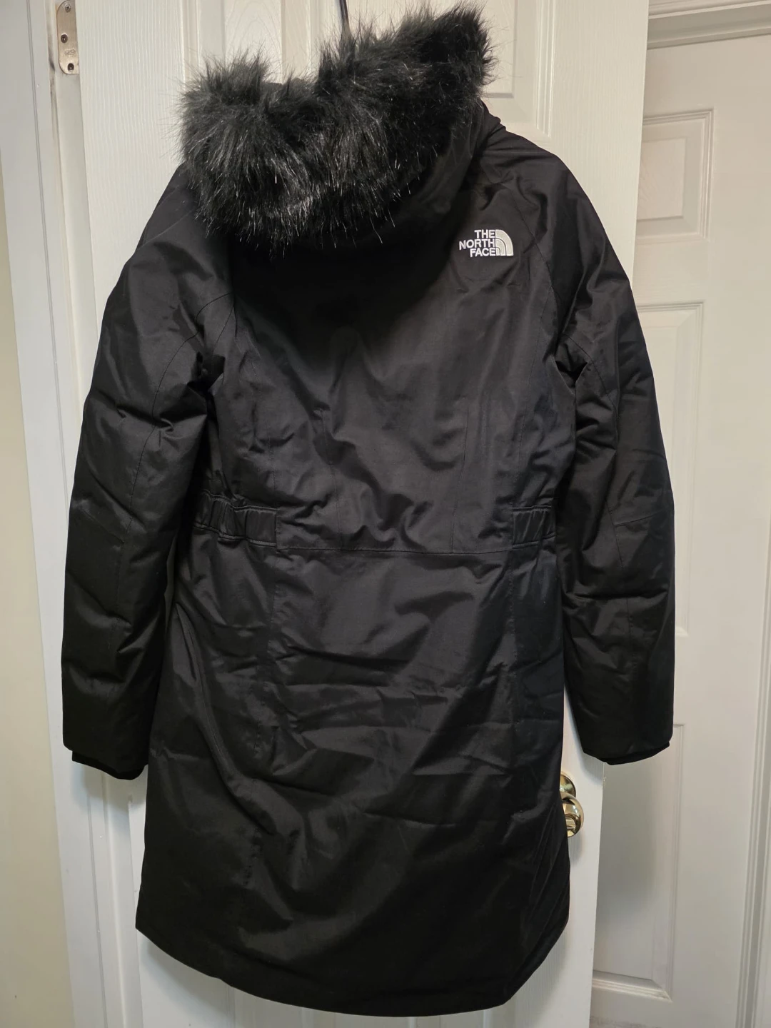 The North Face Black Parka Jacket - photo 2