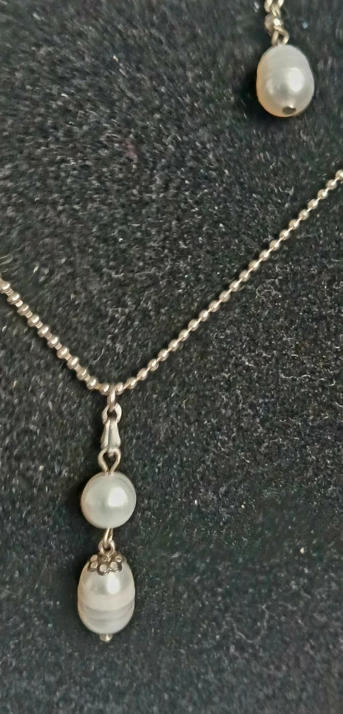 Pearl Necklace and Earring Set - photo 3