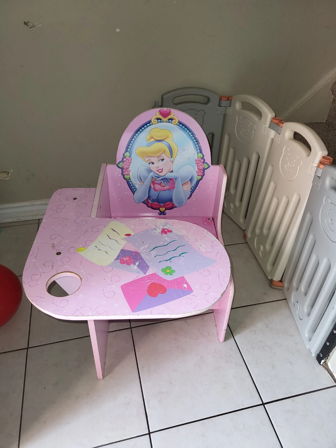 Disney Princess Kids Desk and Chair Set
