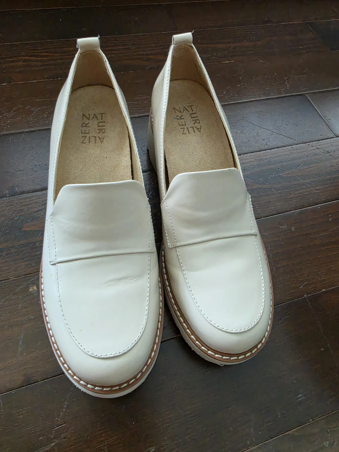 Naturalizer Size 7 chunky loafers