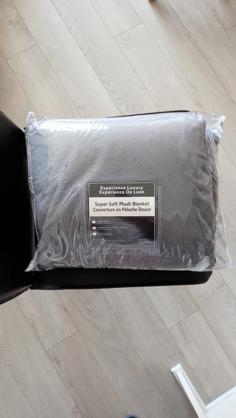 Experience Luxury Super Soft Plush Blanket