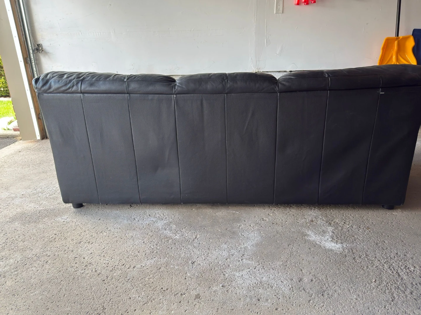 Black Leather 3-Seater Sofa - photo 3