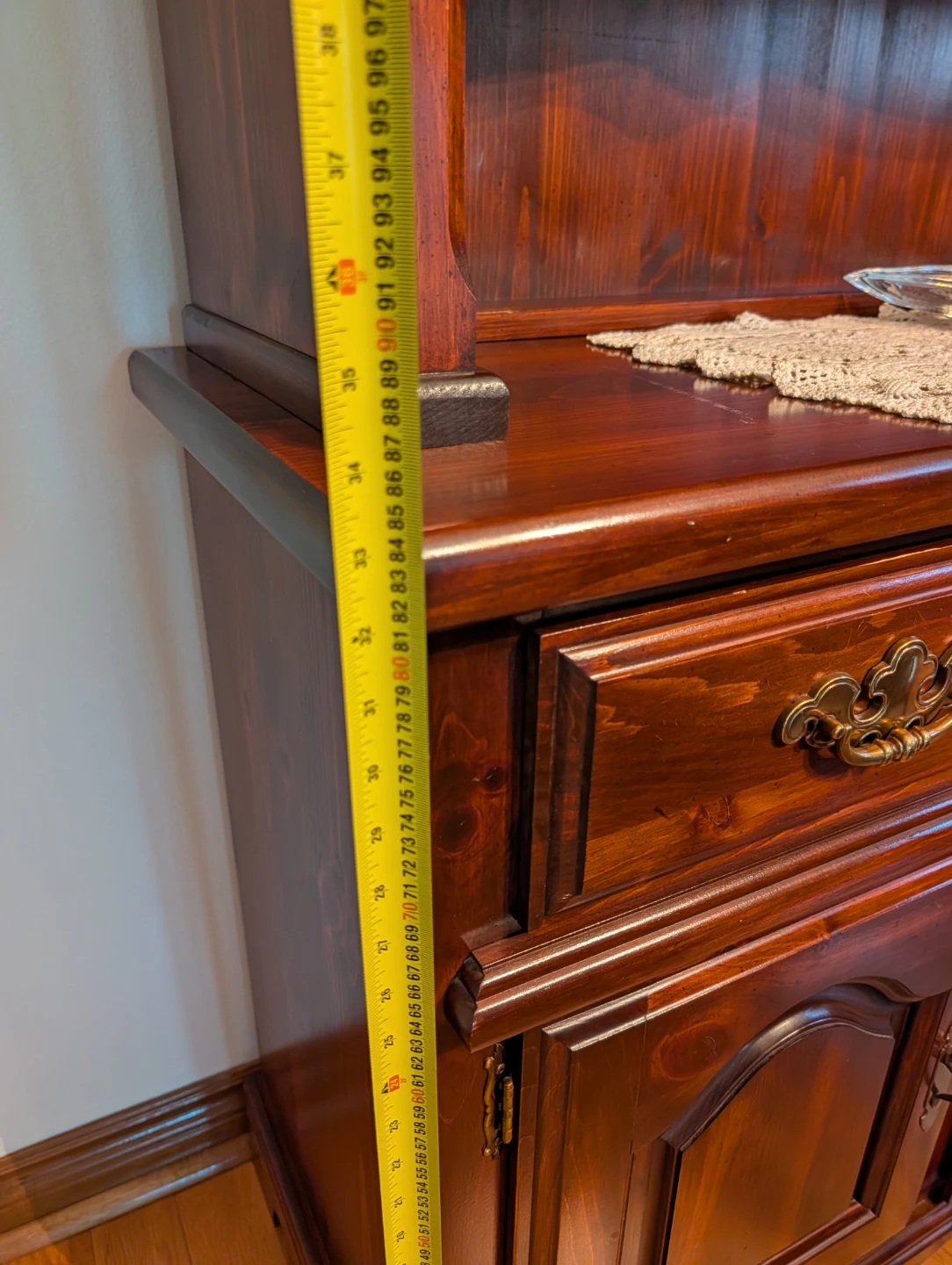 Beautiful antique hutch - photo 3