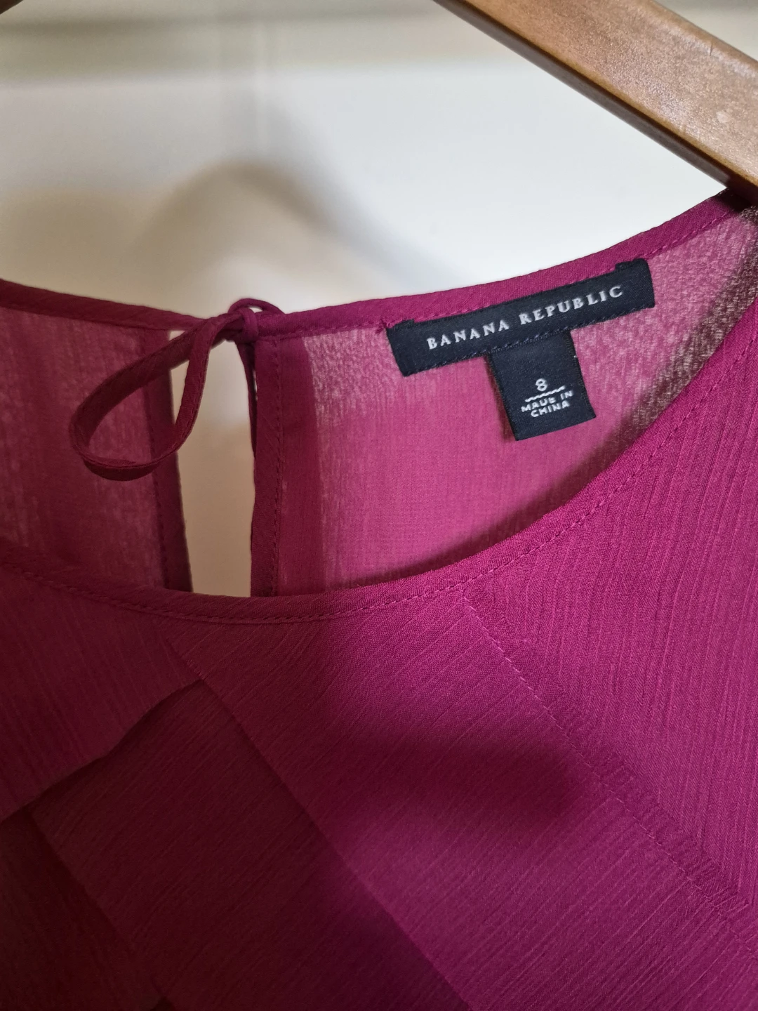 Banana Republic Blouse – Size 8 - photo 2