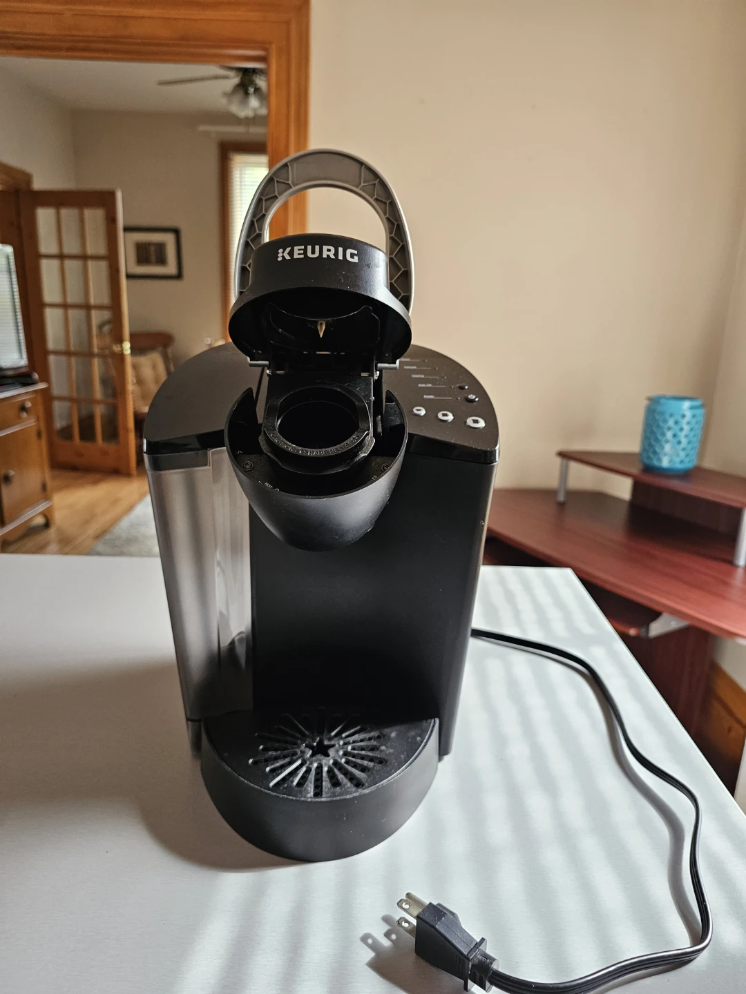 Keurig K-Cup Coffee Maker with K-Cup Holder - photo 4