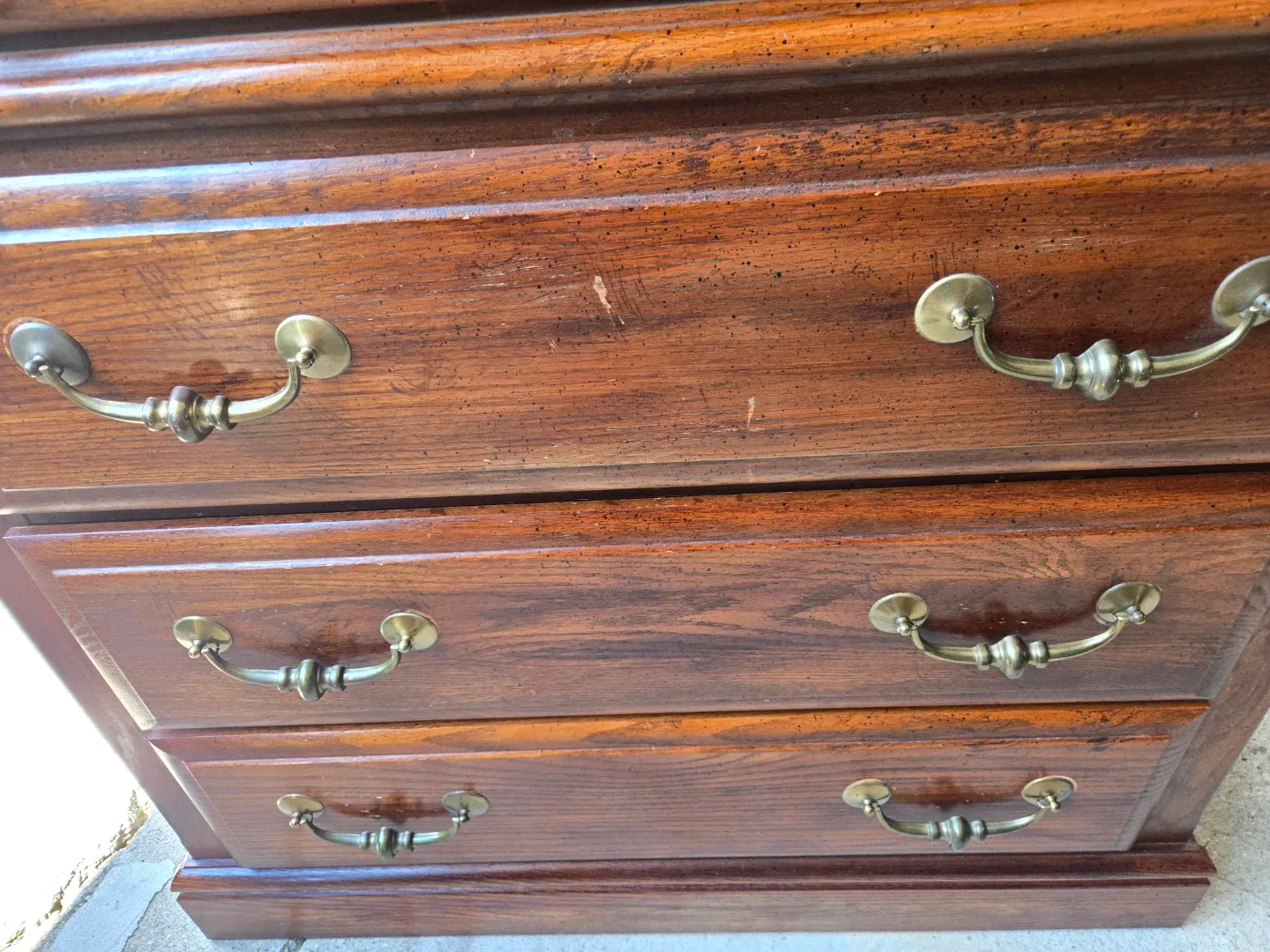 Vintage Lea Furniture 5-Drawer Solid Wood Bedroom Dresser - photo 5