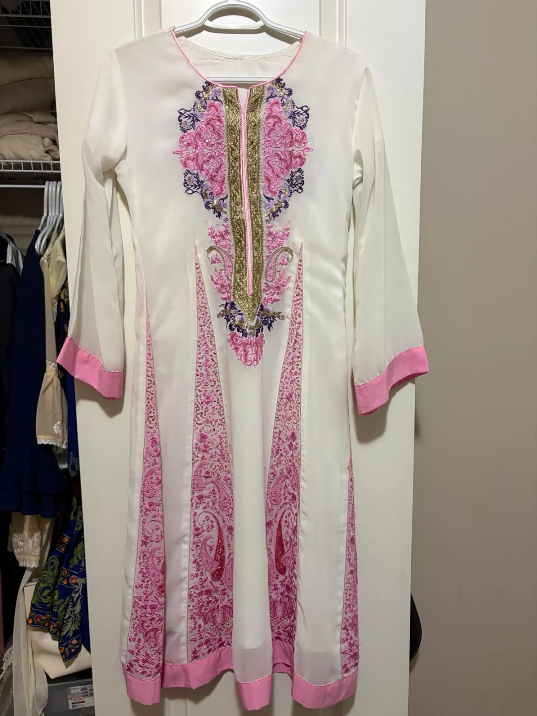 Kurti with  Embroidery - photo 3