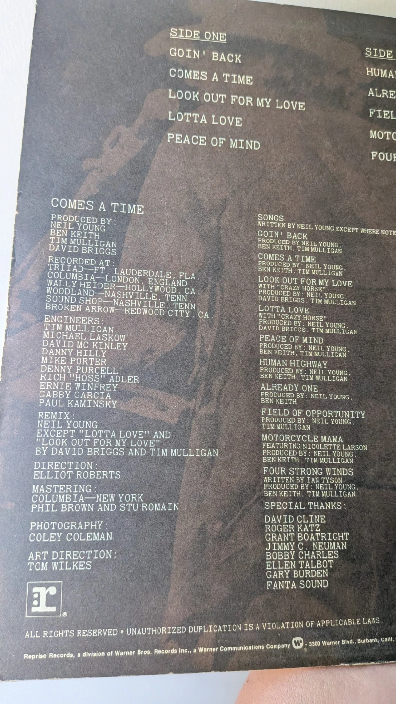 Neil Young - Comes A Time Vinyl Record Album - photo 4