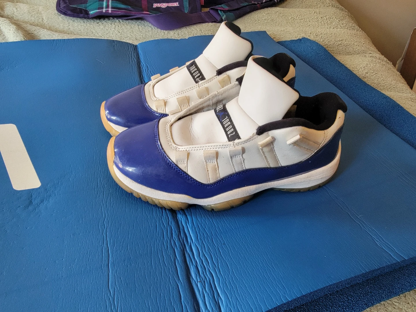 Air Jordan 11 Retro Low "Concord" - photo 2