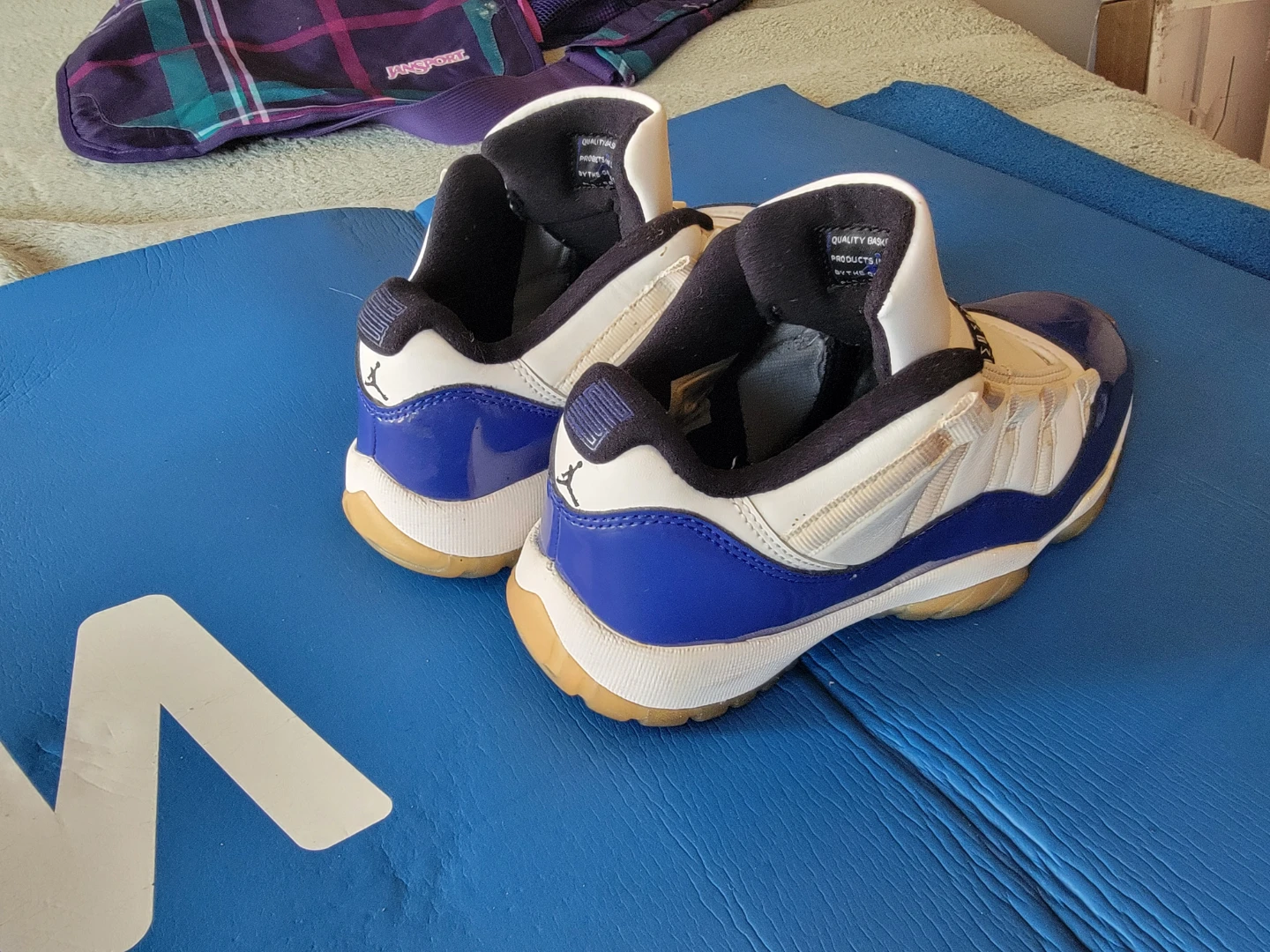 Air Jordan 11 Retro Low "Concord" - photo 3