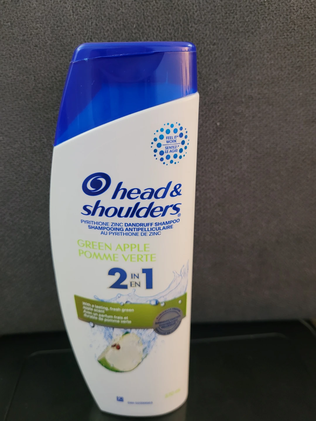 Head & Shoulders Green Apple 2-in-1 Dandruff Shampoo