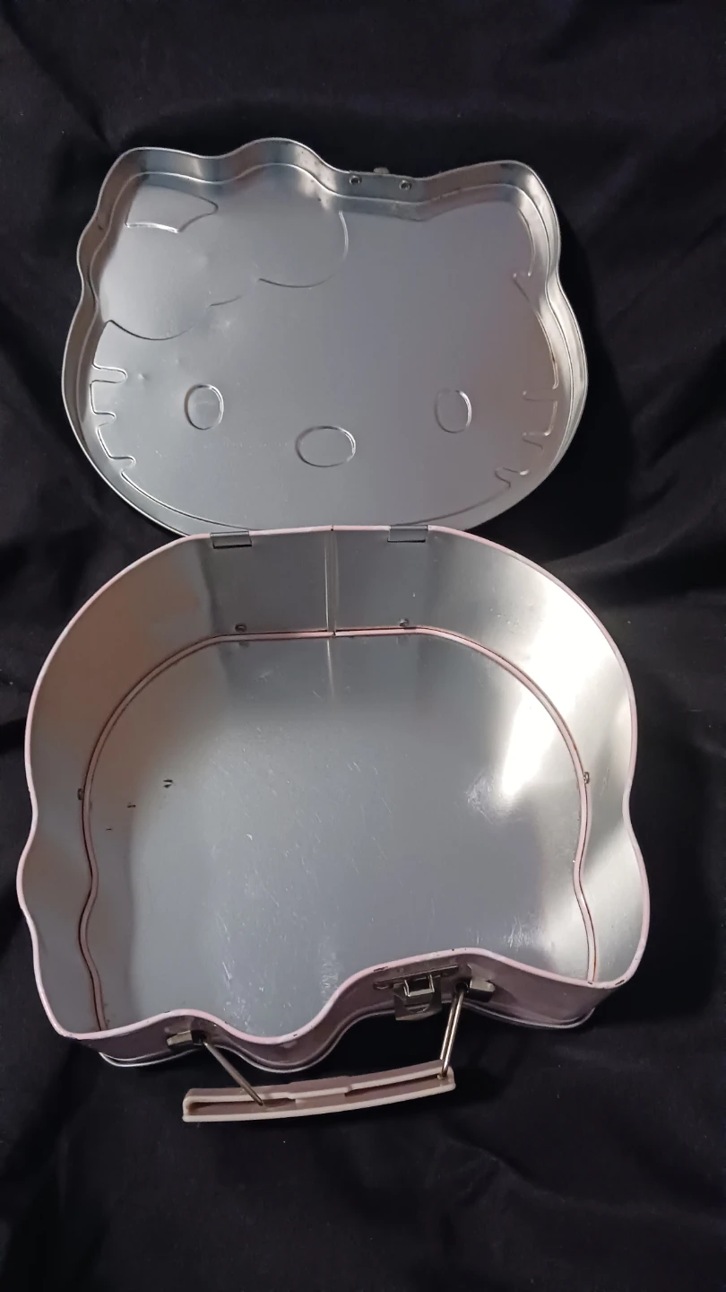 Hello Kitty Tin Lunch Box - photo 5