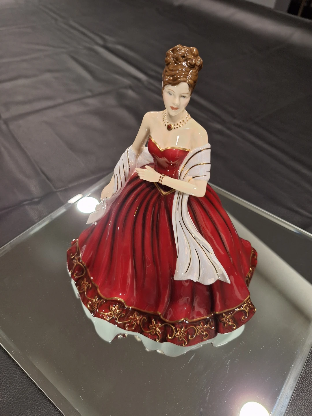 Royal Doulton Holiday Greetings Figurine