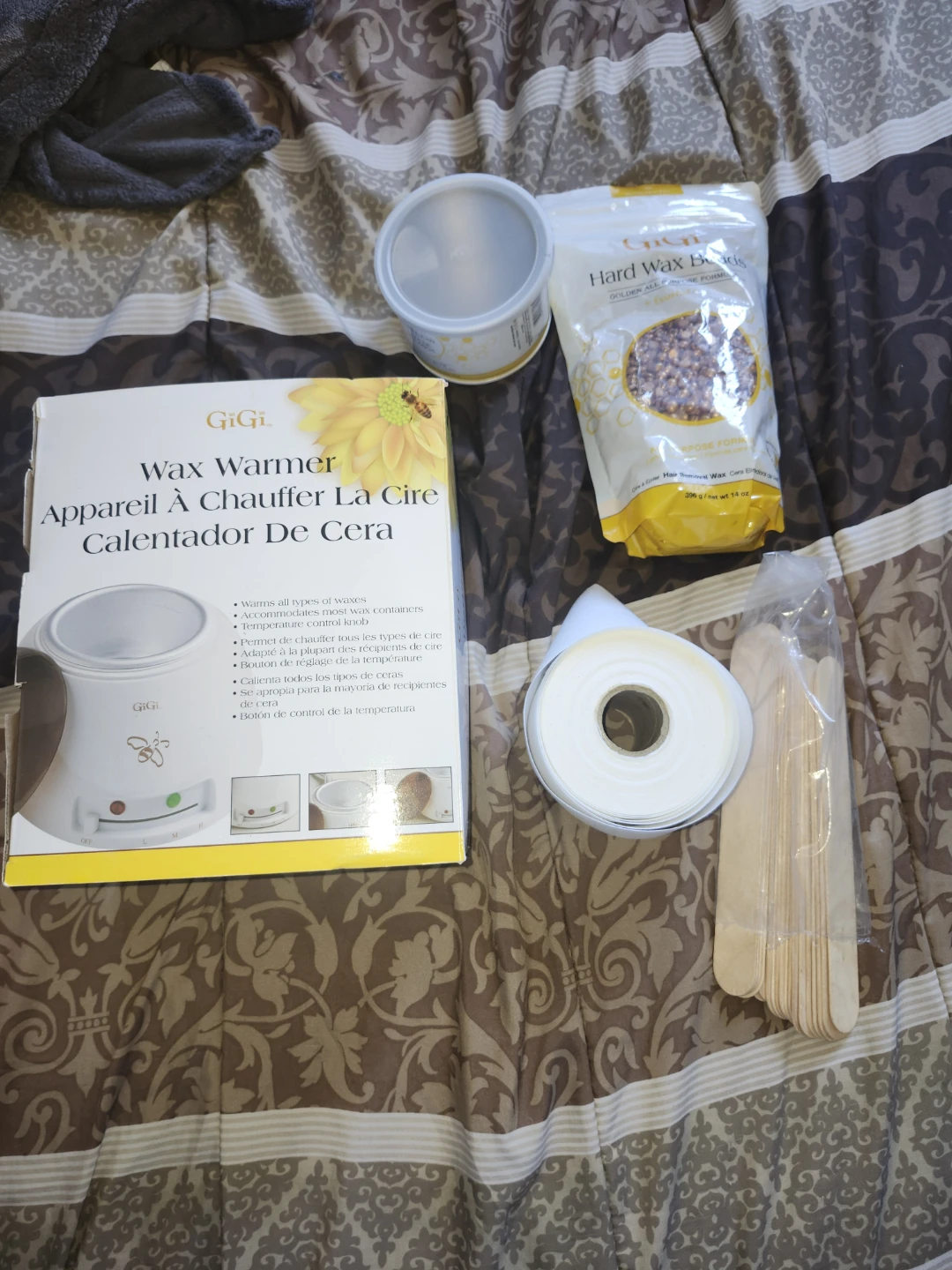 GiGi Wax Warmer Kit with Hard Wax Beads