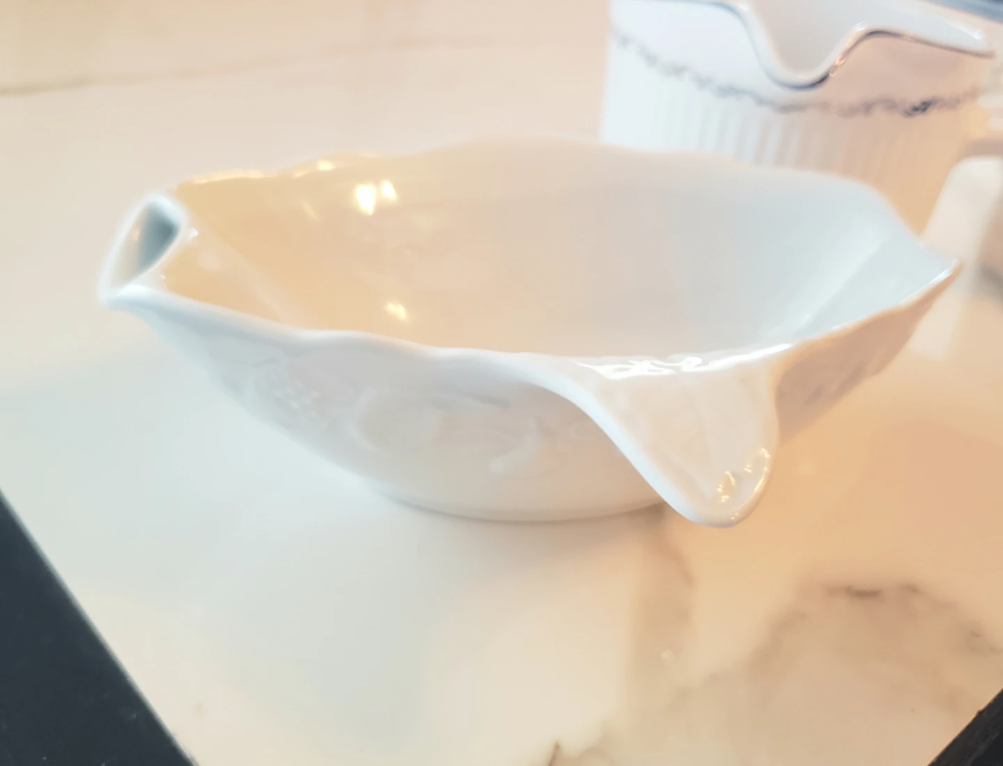Porcelain Gravy/Sauce Boats $3 for Both - photo 2