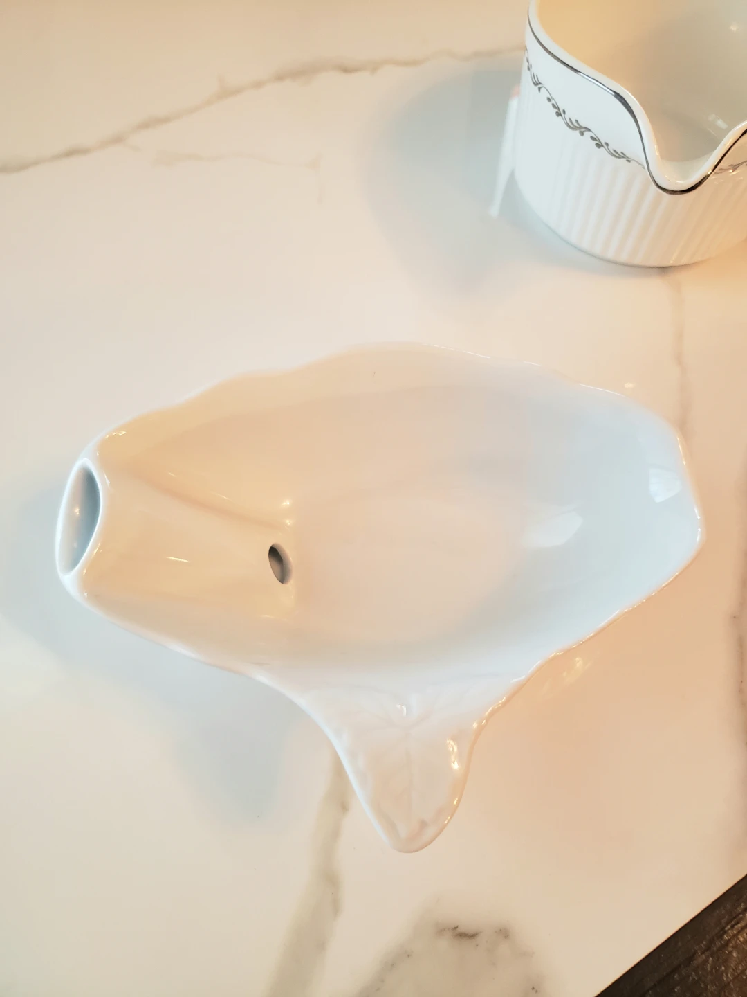 Porcelain Gravy/Sauce Boats $3 for Both - photo 3
