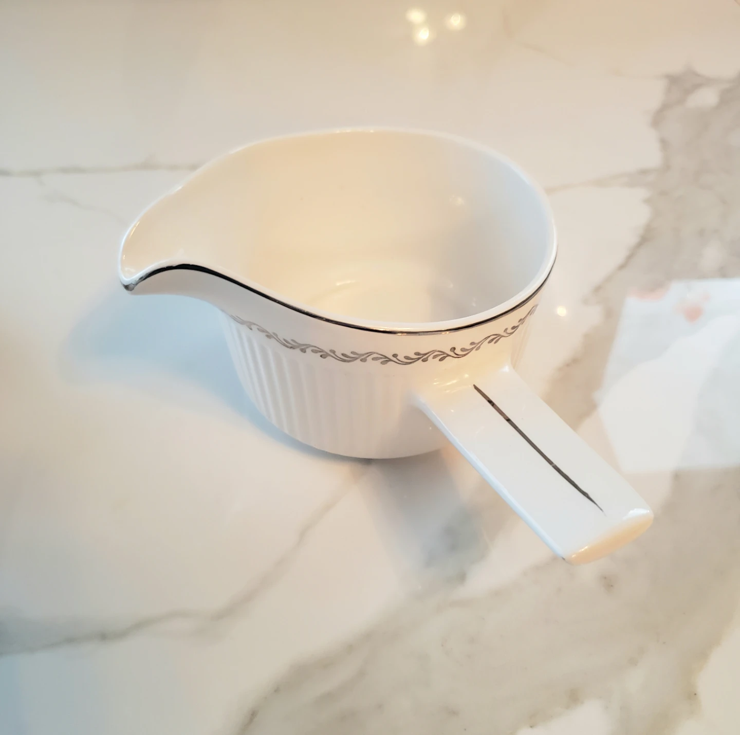 Porcelain Gravy/Sauce Boats $3 for Both - photo 5