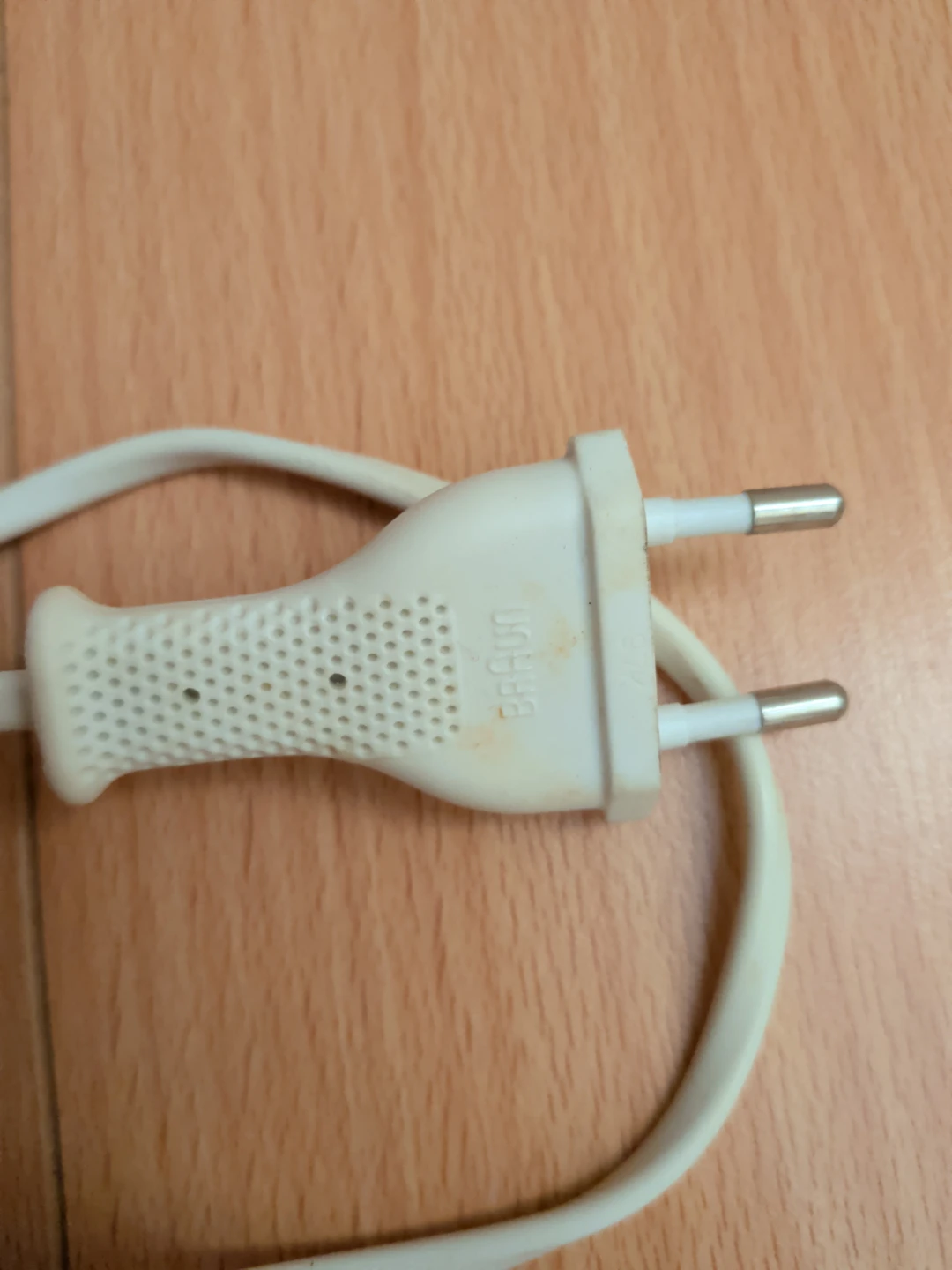 Braun Type 3769 Power Supply - photo 2