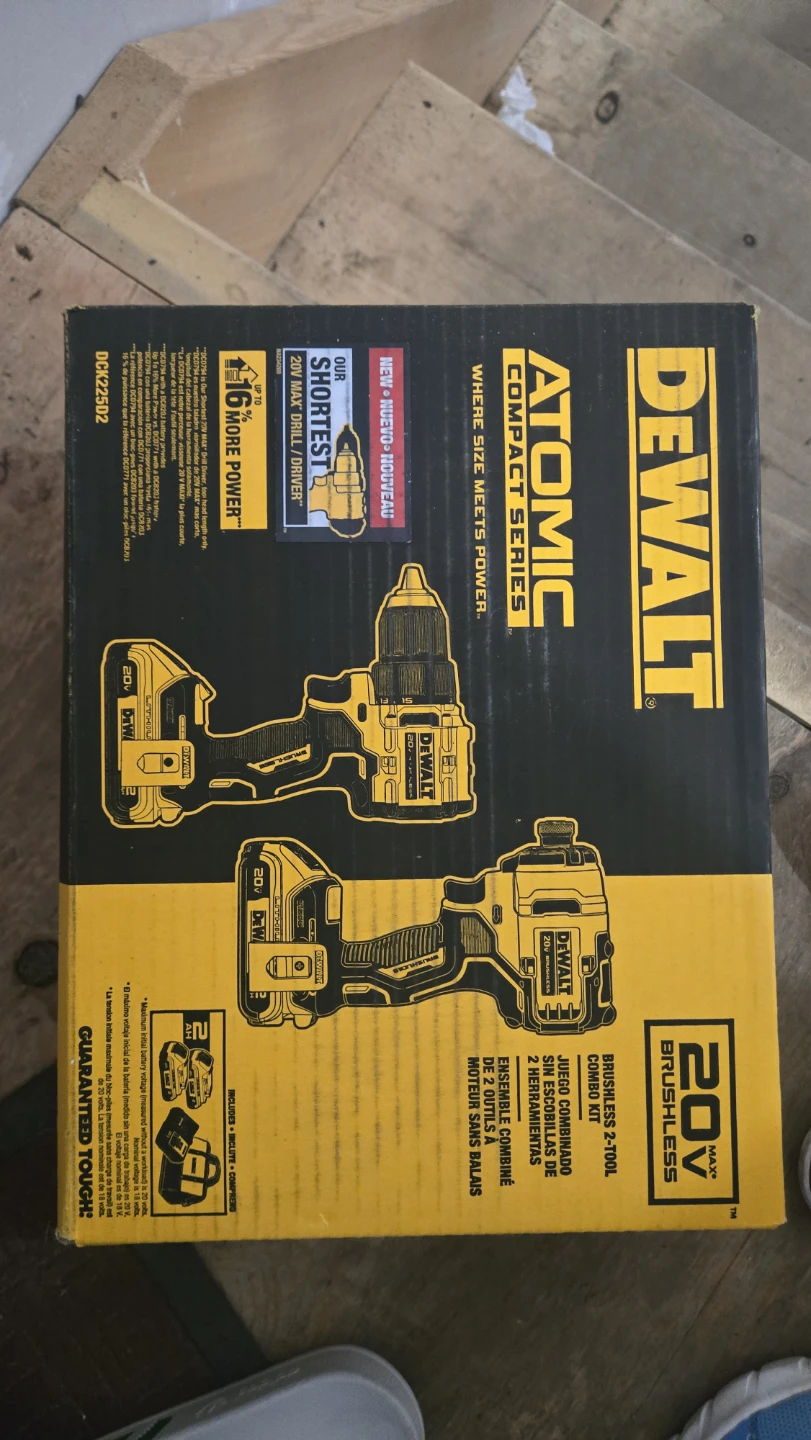 DEWALT ATOMIC Compact Series 20V MAX Brushless 2-Tool Combo Kit