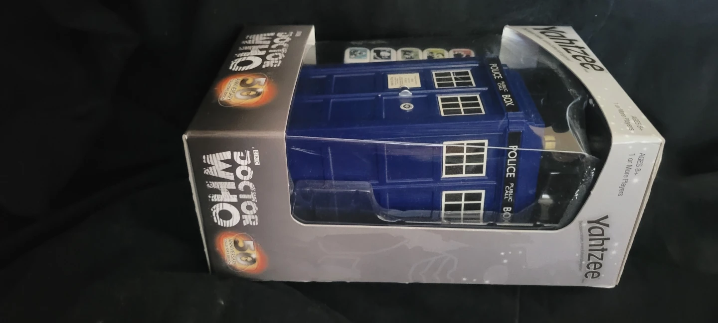 Doctor Who 50th Anniversary Collector's Edition Yahtzee - photo 2