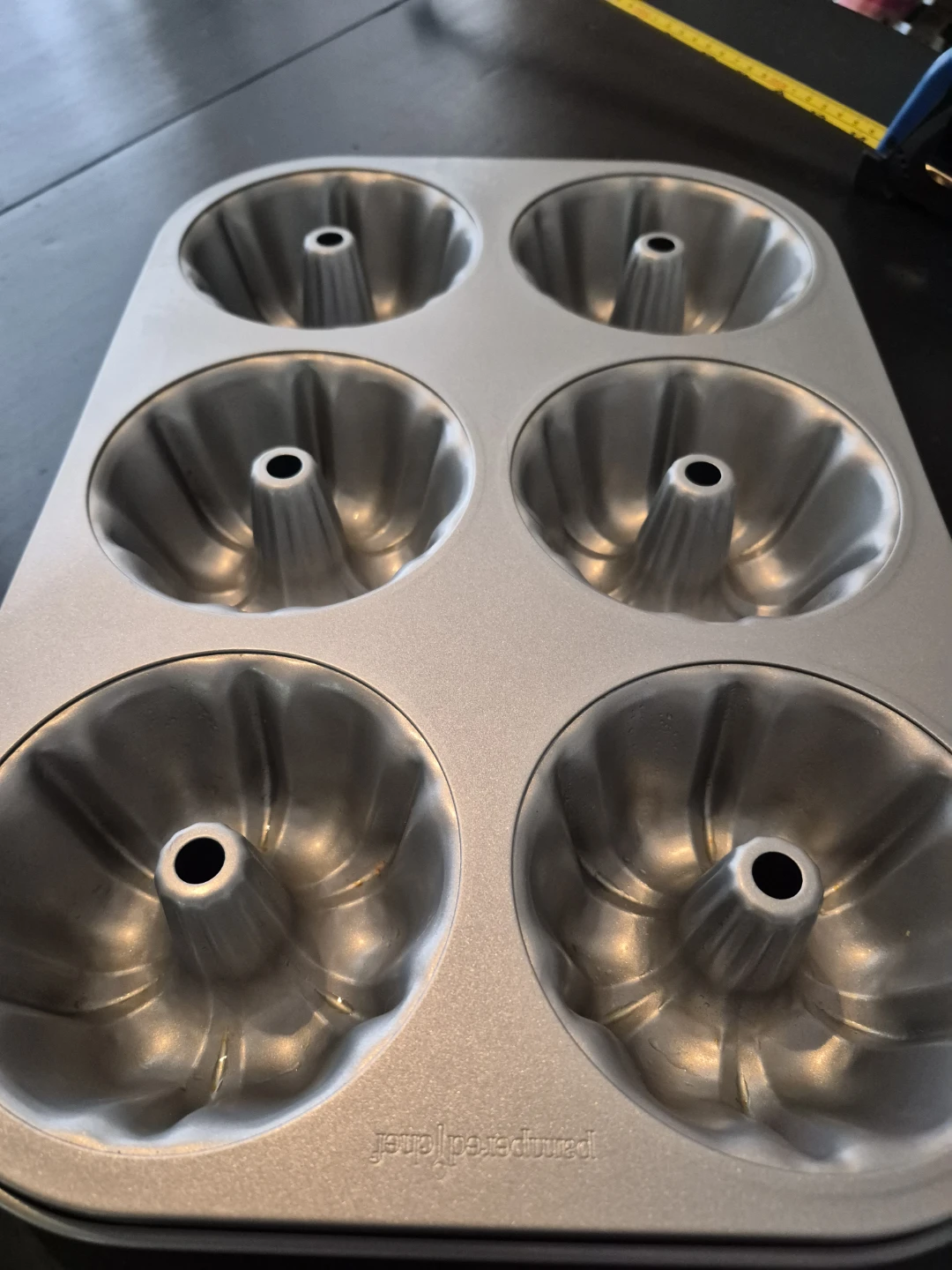 Pampered Chef Bundt Pan