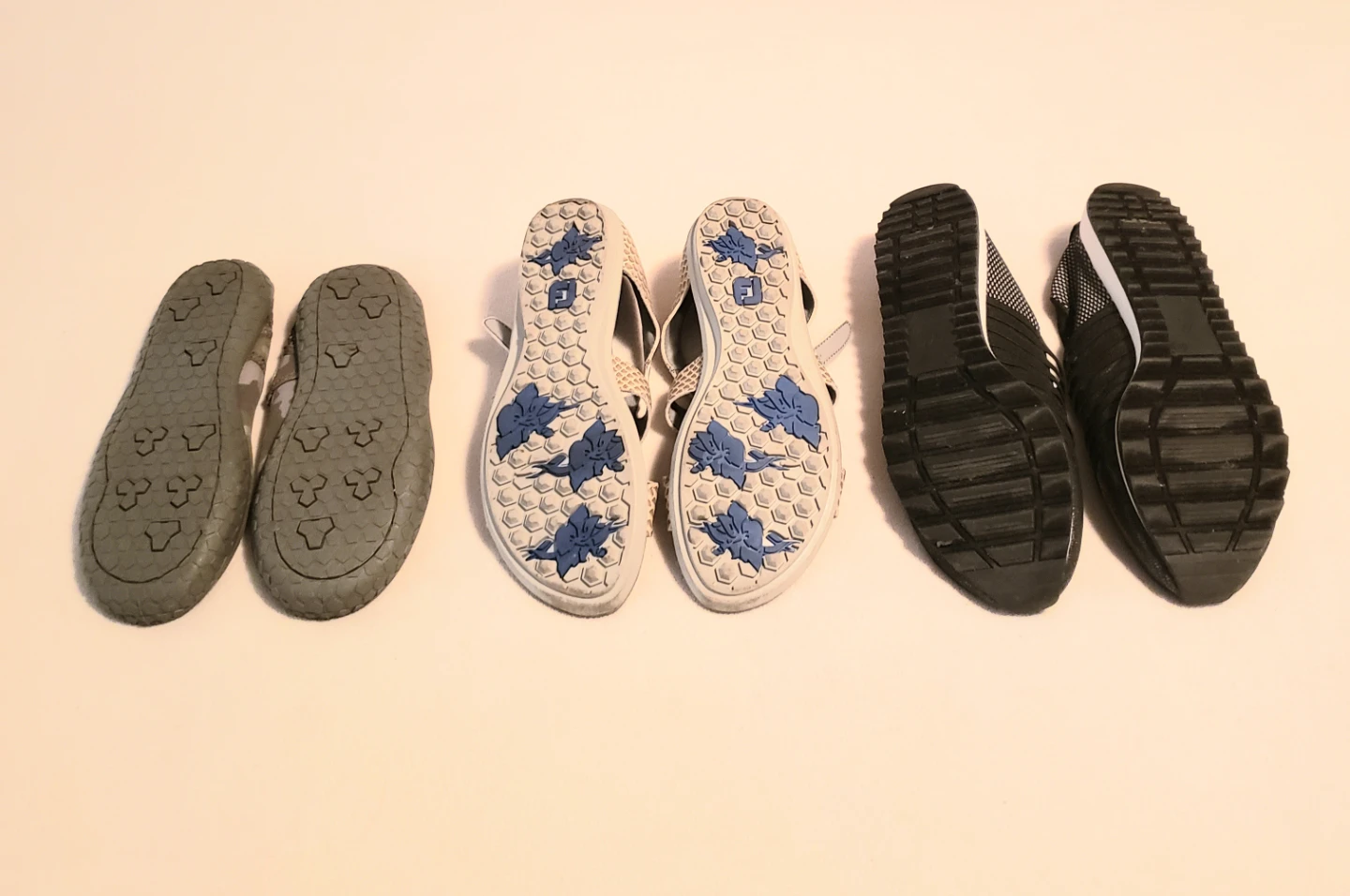 Women's Shoes $1-$4/pair OR $5 for All - photo 2