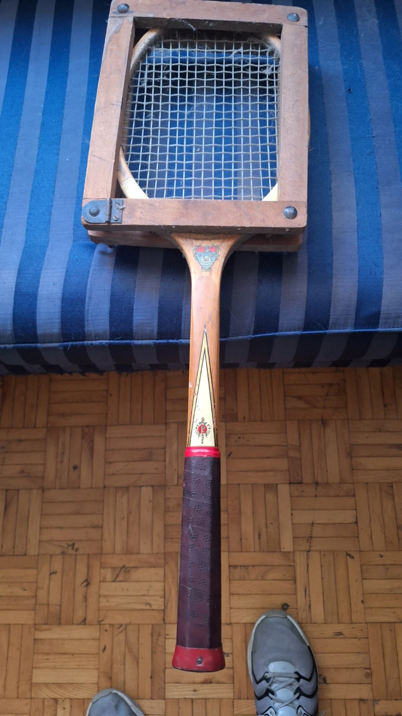 Vintage Wooden Tennis Racquet - photo 3