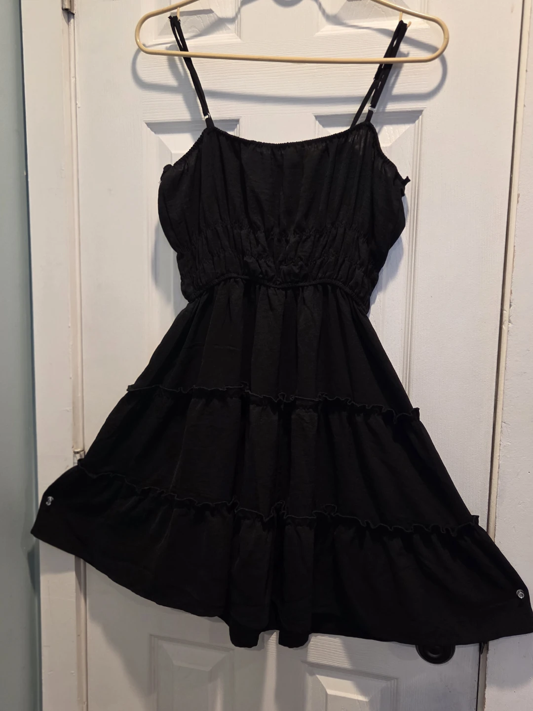 Popular 21 Black Tiered Dress - Size L