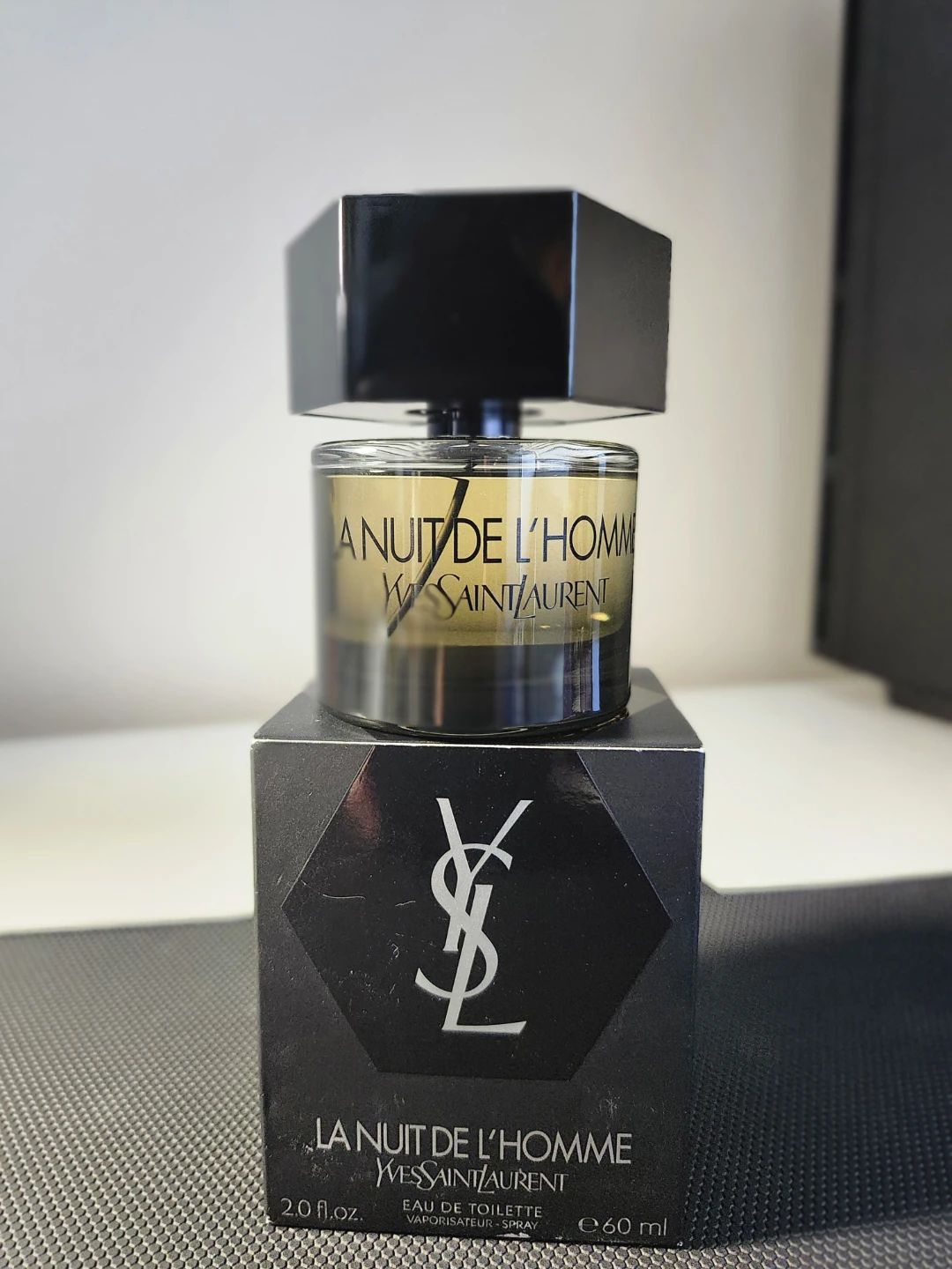 Yves Saint Laurent La Nuit de L'Homme Eau de Toilette