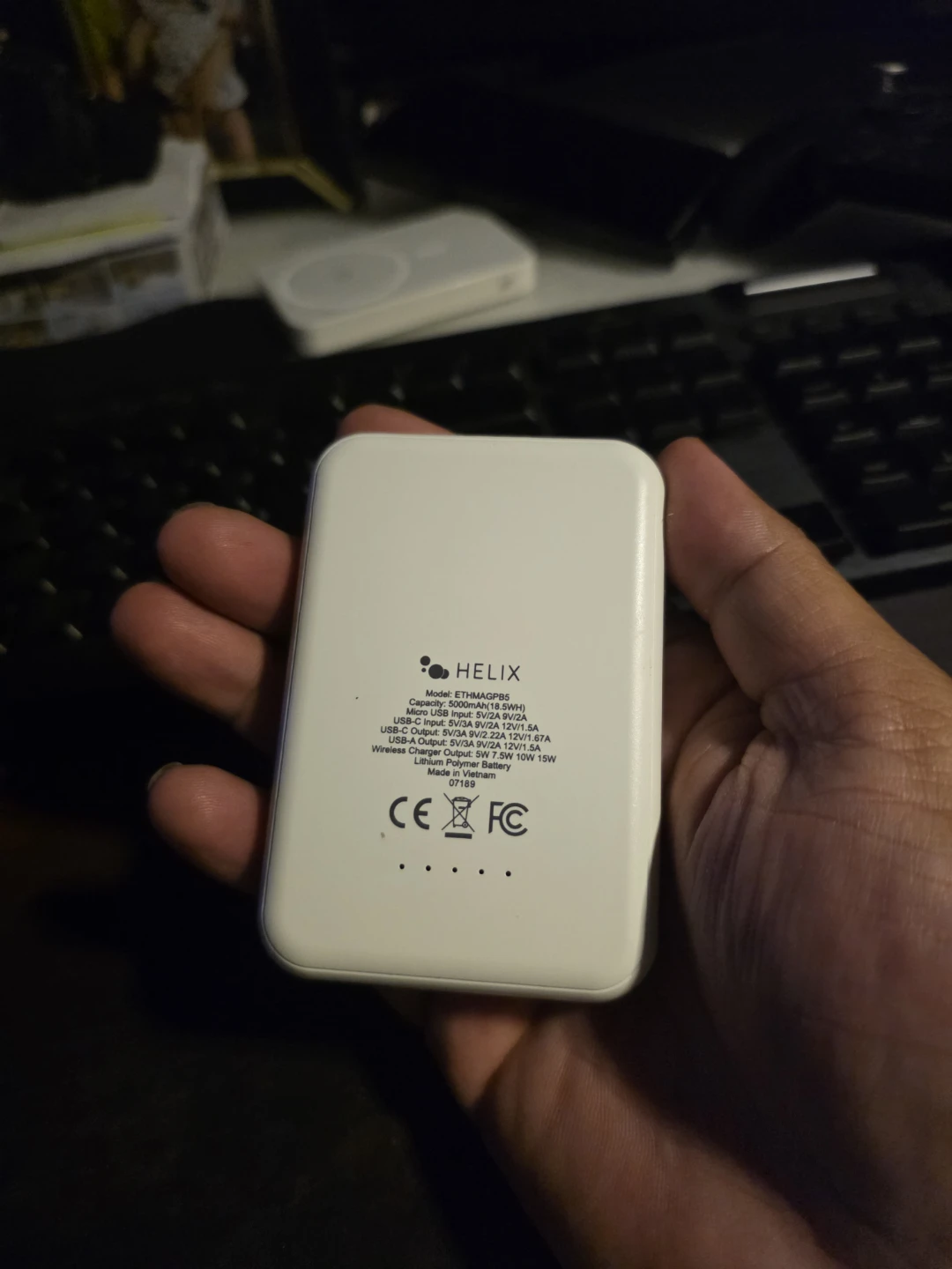 Helix 5000mAh Wireless Power Bank - photo 2