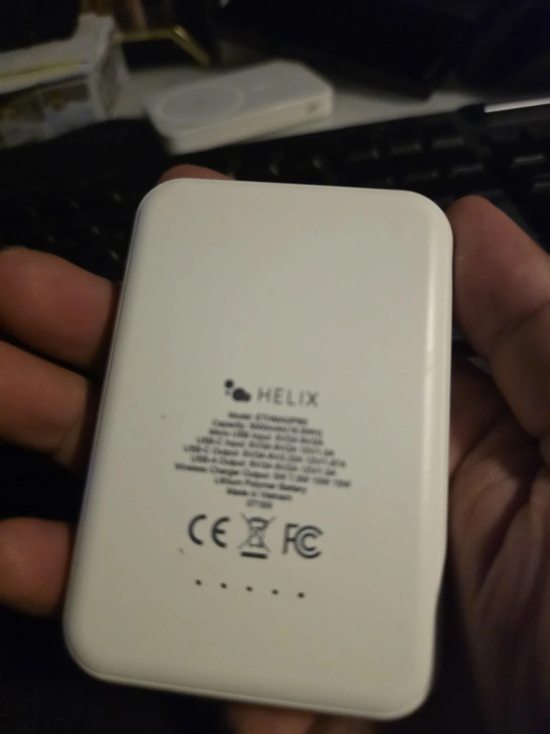 Helix 5000mAh Wireless Power Bank - photo 5