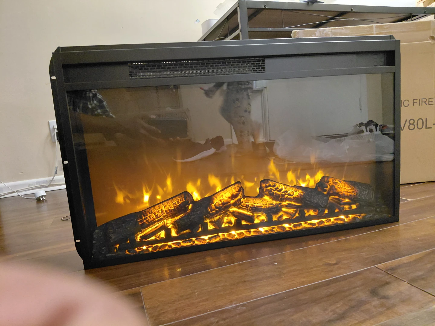 BN<>Electric Fireplace Insert with Lifelike Flames
