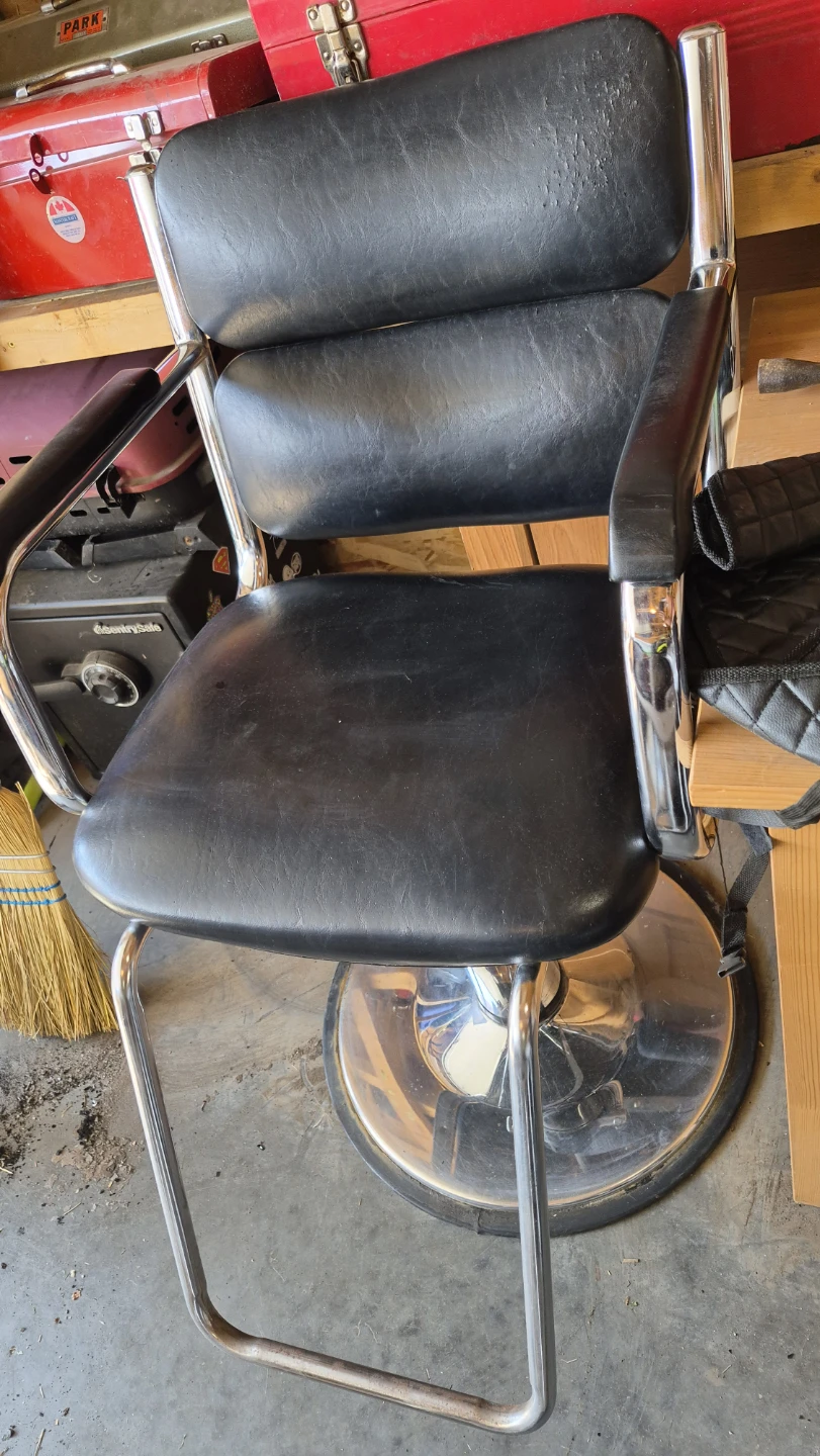Salon chair - photo 2