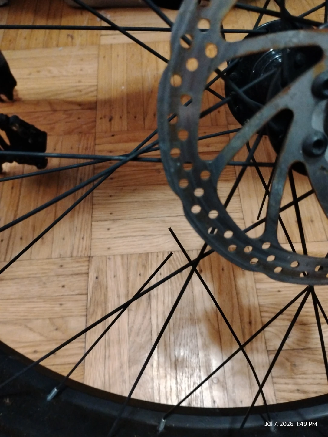 Electric Bike with 7-Speed Shimano Shifter - photo 2
