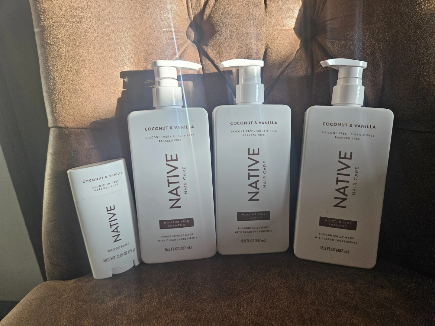 Native Moisturizing Shampoo & Deodorant Set