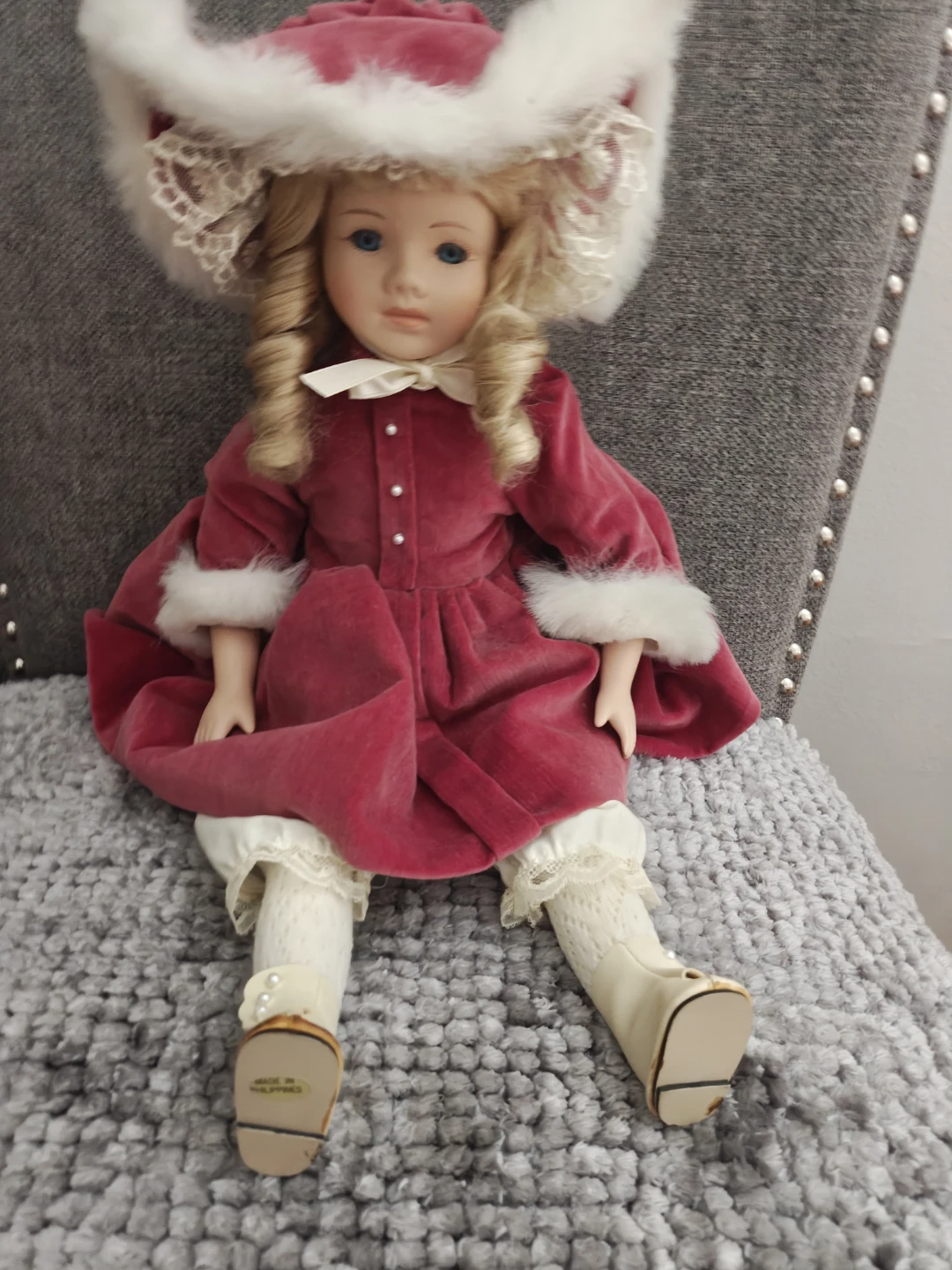 Seymour Mann Connoisseur Collection Doll