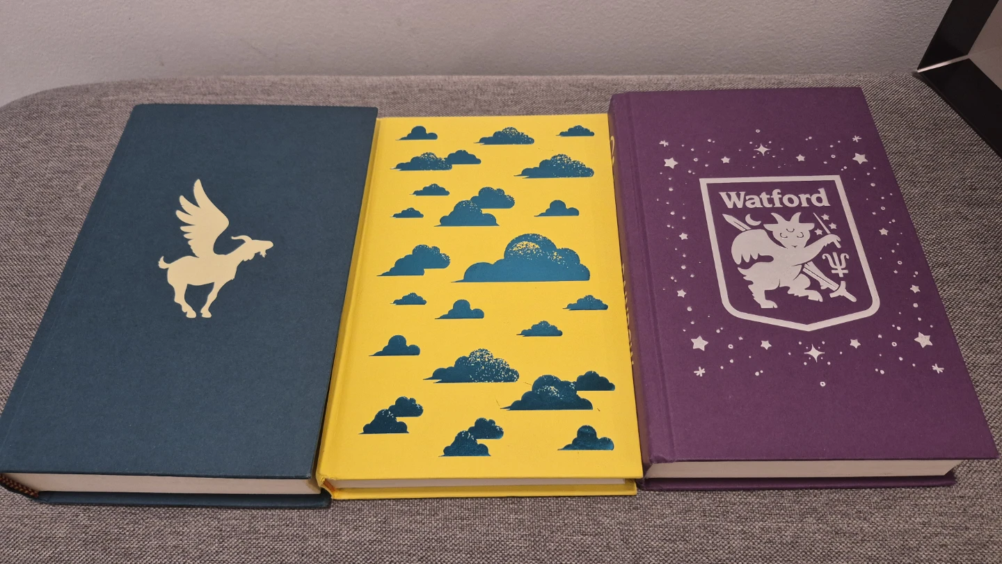Rainbow Rowell Simon Snow Book Box Set - photo 2