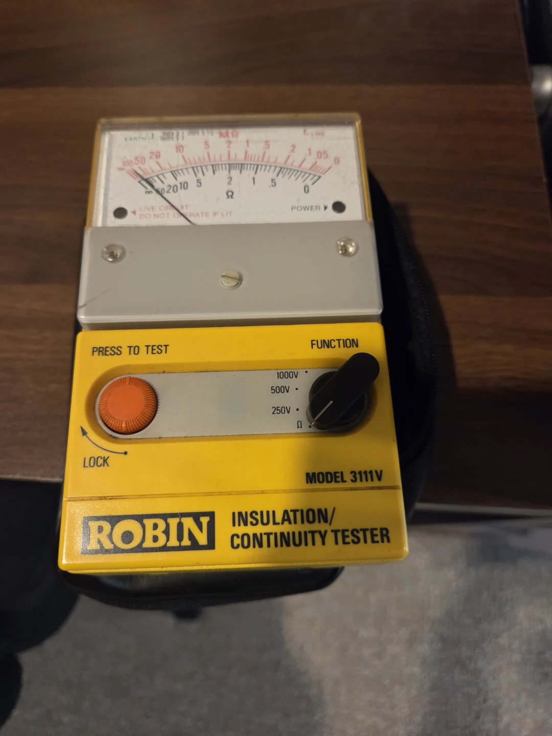 Robin Model 3111V Insulation/Continuity Tester