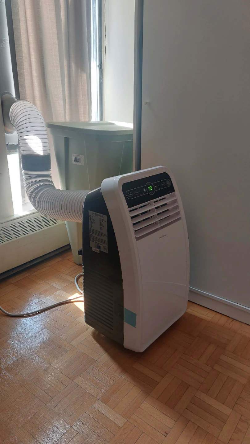 Insignia Portable Air Conditioner NS-AC8WH9-C - photo 2