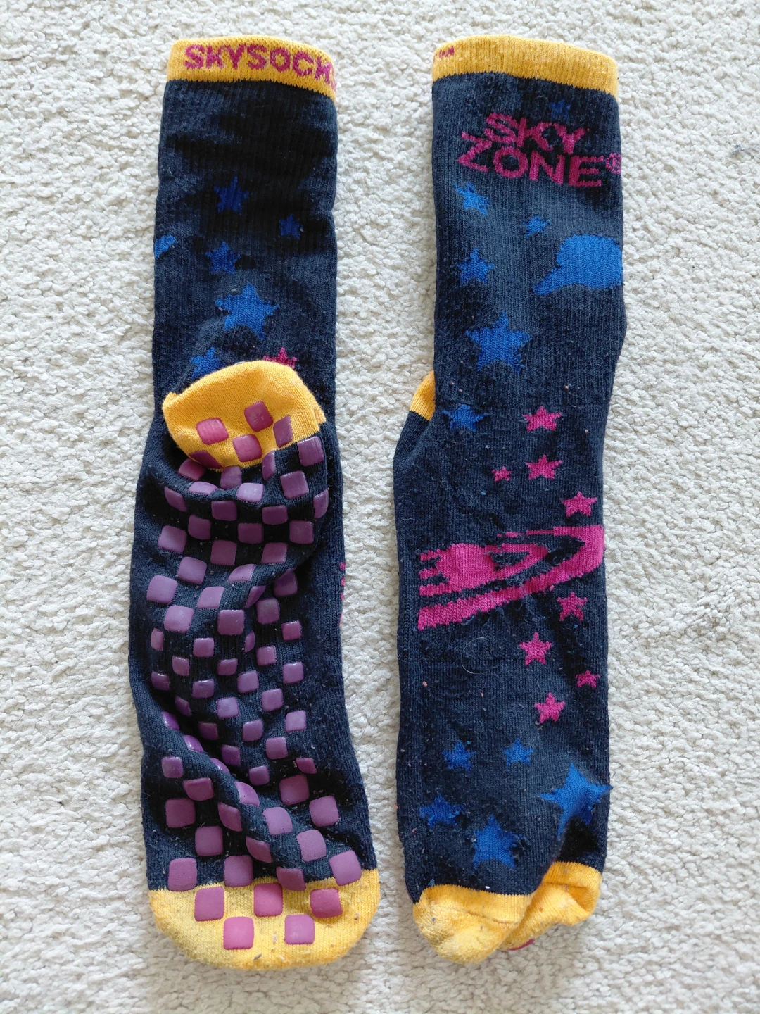 Sky Zone Grip Socks