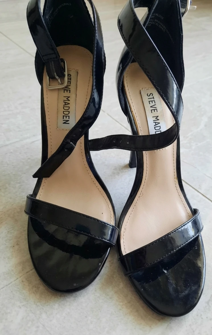 Steve Madden Black Patent Heels with Ankle Strap - photo 2