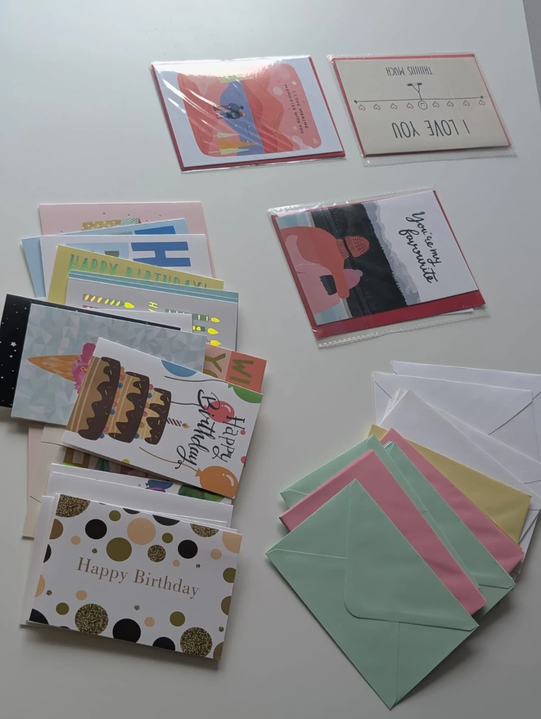 Mixed Lot of Disposable Cutlery and Birthday Cards - photo 3