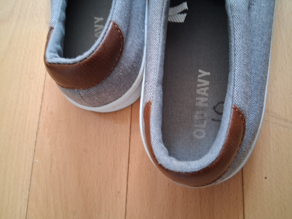 Old Navy Gray Canvas Slip-On Sneakers - photo 4
