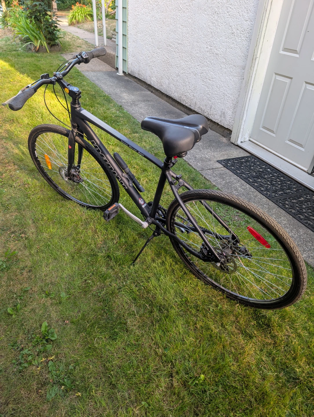 Infinity Boss Three Unisex Hybrid Bike - photo 2
