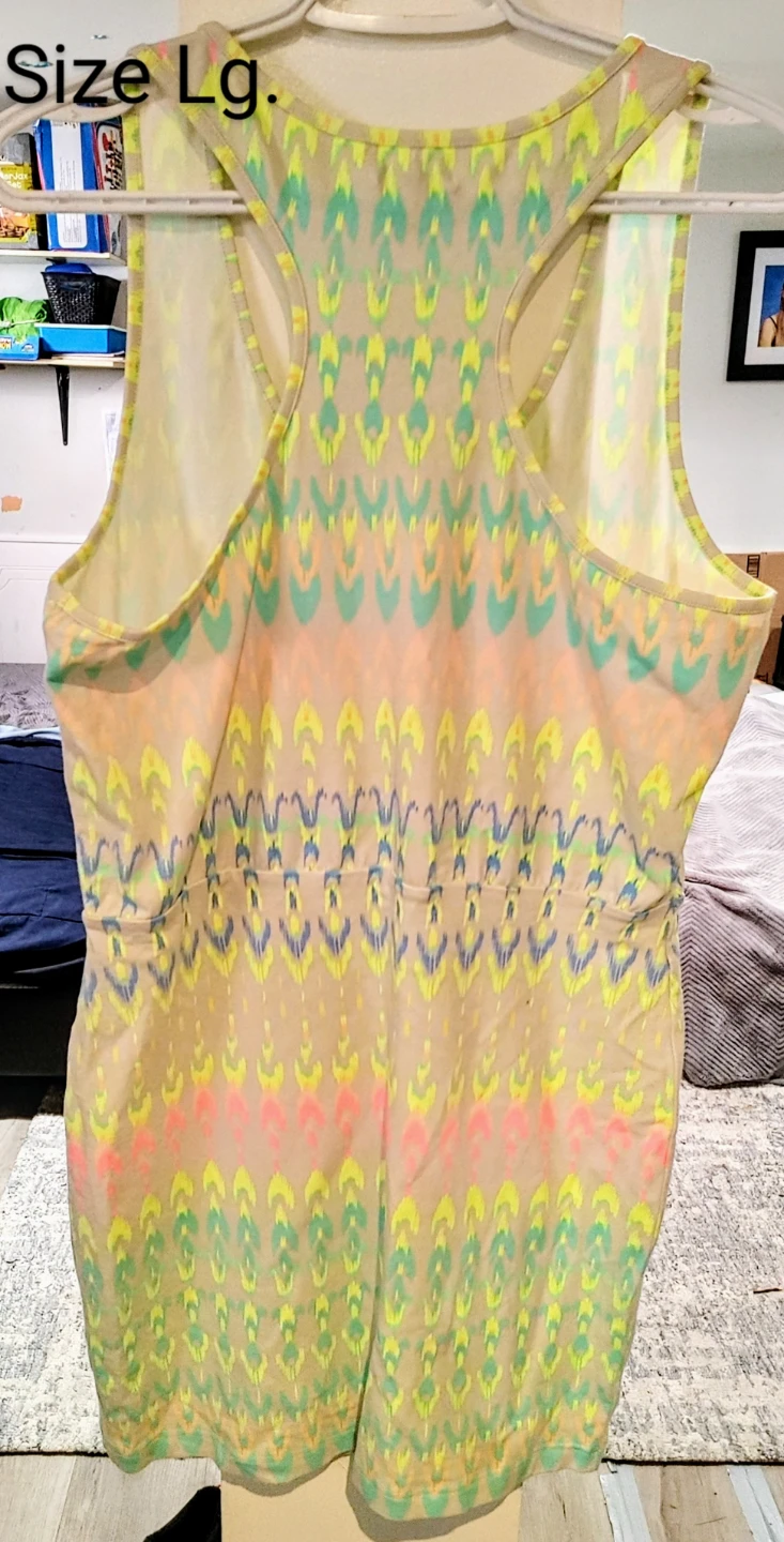 BRAND NEW Stunning dresses!   Size LG. - photo 4