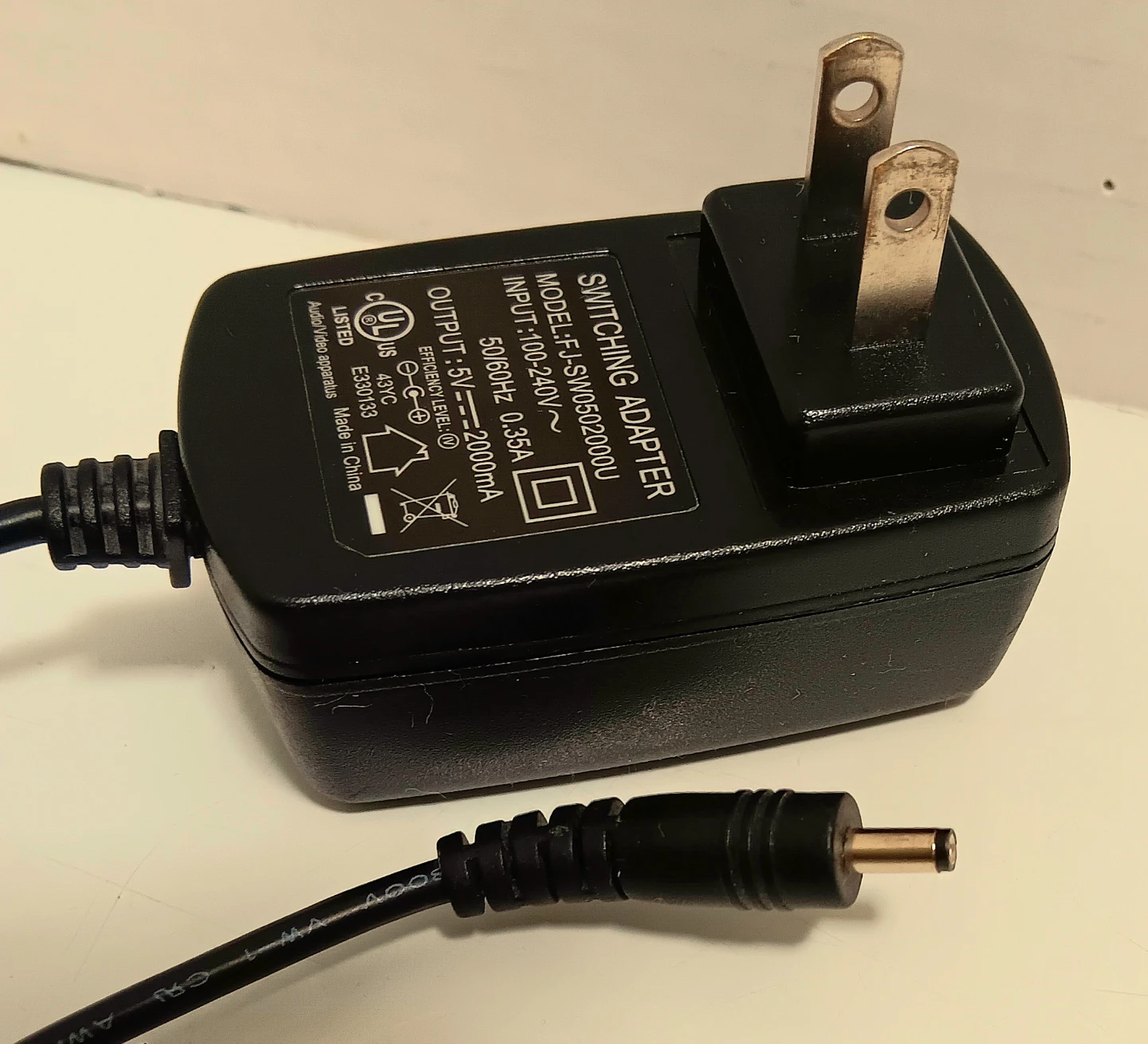 🔌FJ-SW0502000U Switching Adapter🔌