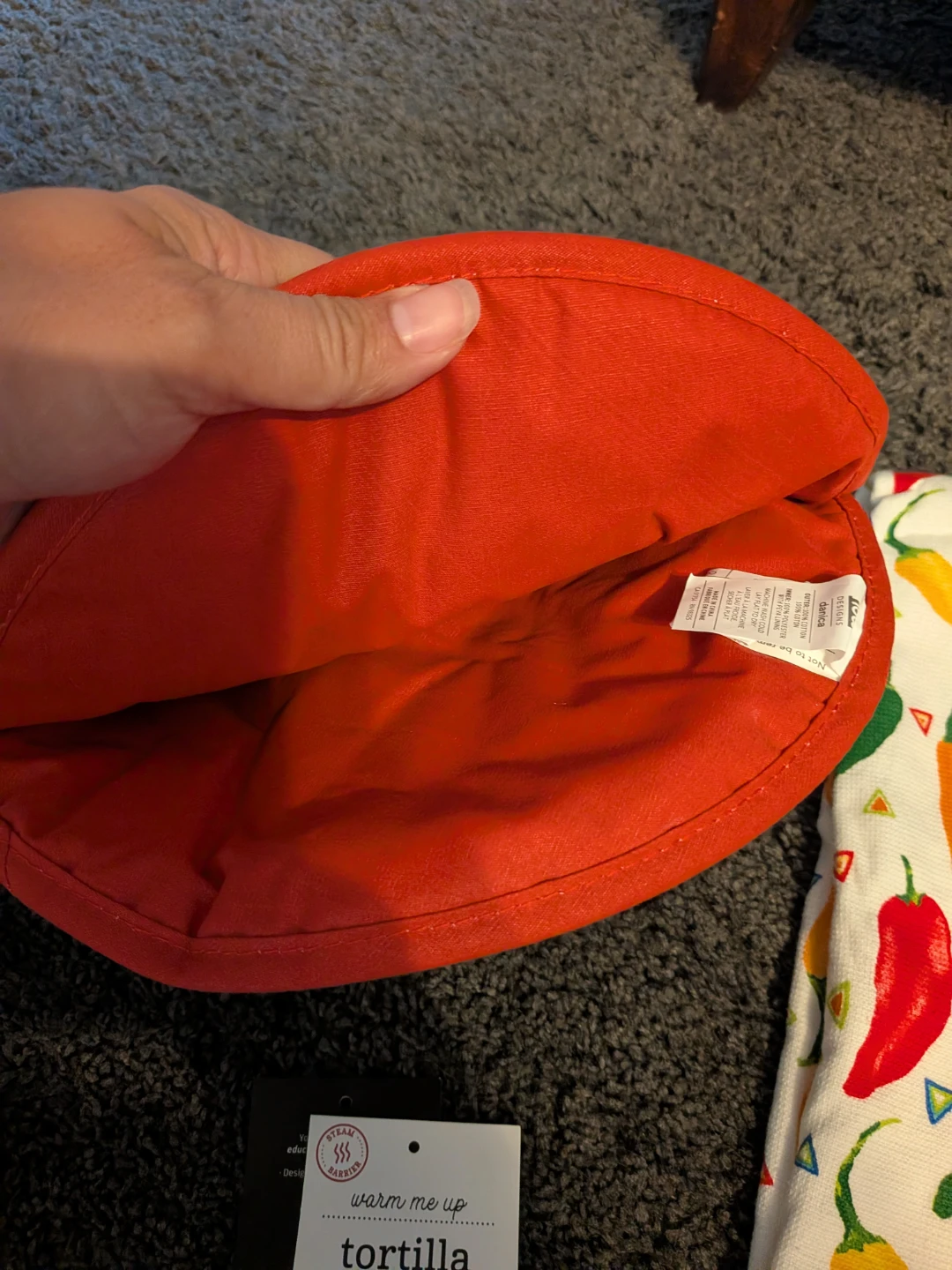 Steam Me Up Tortilla Warmer with Taco Holders and Tea Towel - photo 4