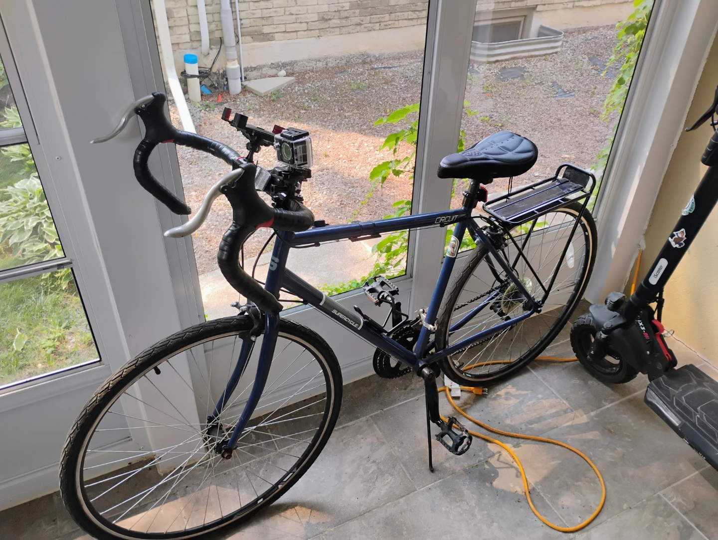Supercycle Circuit Road Bike